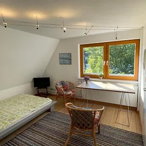 https://ruhiges-zimmer-zentral.hamburg-hotels-de.com
