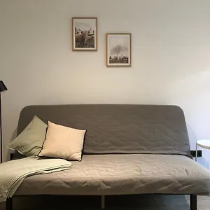 https://bezaubernde-gastesuite-mit-terrasse-im-hinterhof.hamburg-hotels-de.com